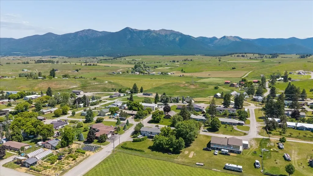 823 5th Avenue E Eureka MT 59917