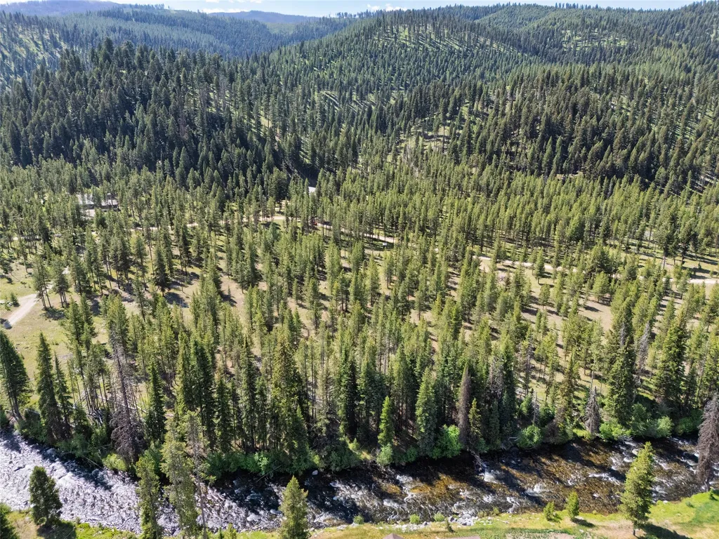 Nhn Happy Acres Lane Sula MT 59871