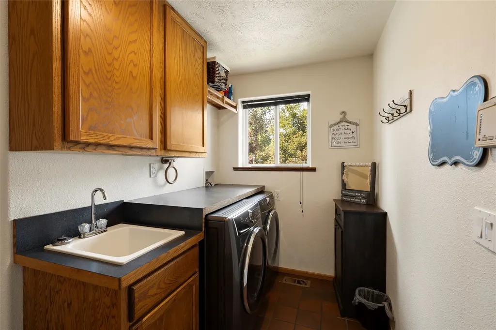 259 Highwood Drive Libby MT 59923