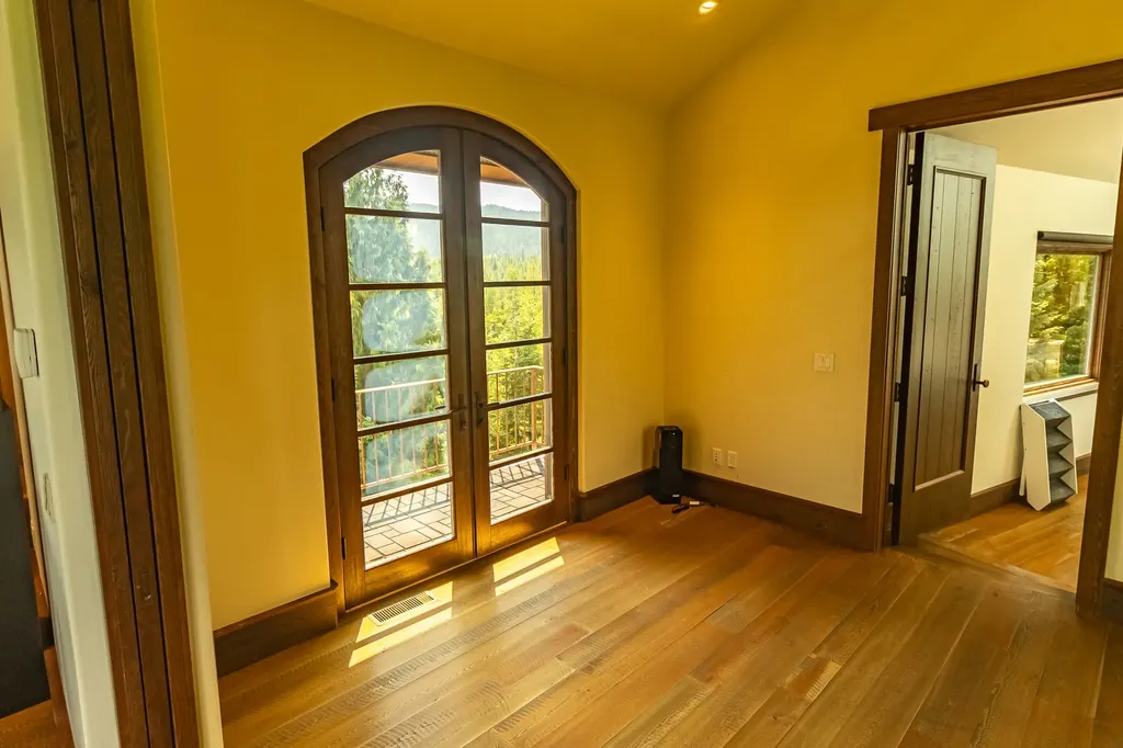 13521 Bug Creek Road Bigfork MT 59911