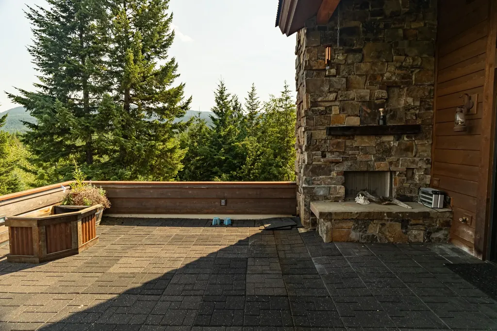 13521 Bug Creek Road Bigfork MT 59911