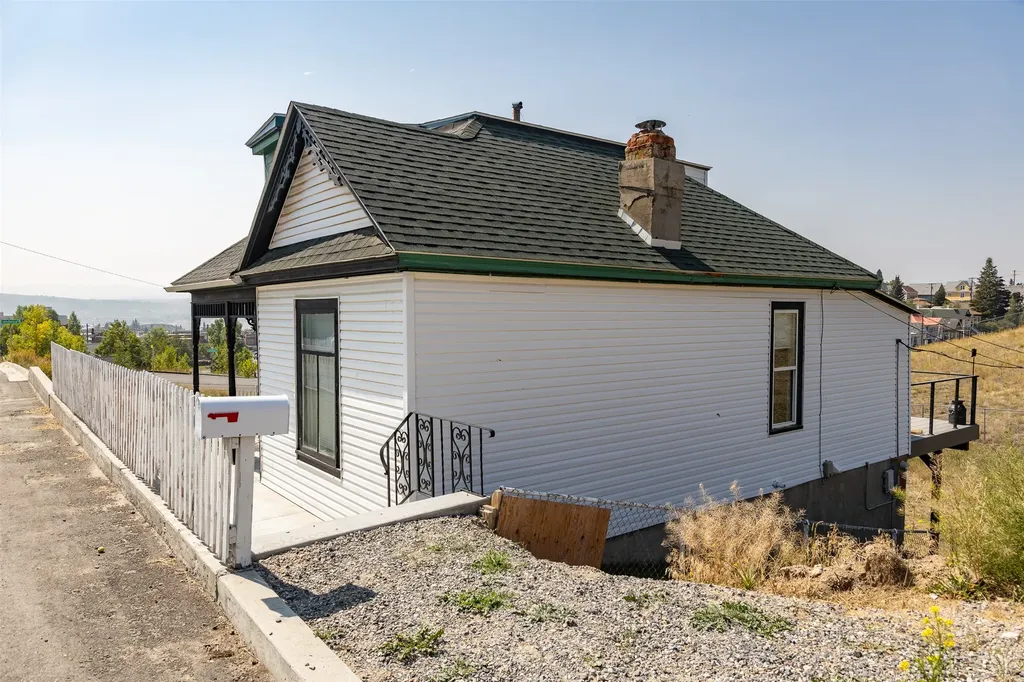 527 Edison Street Butte MT 59701