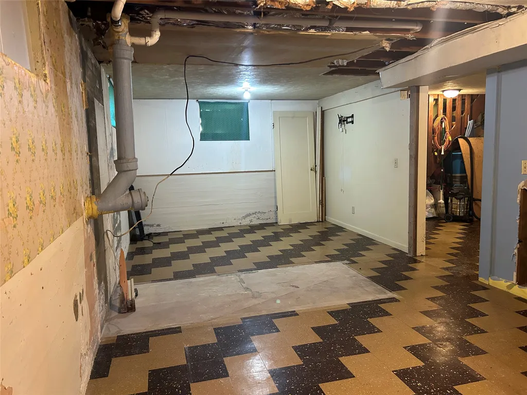 401 Garber Street Plains MT 59859
