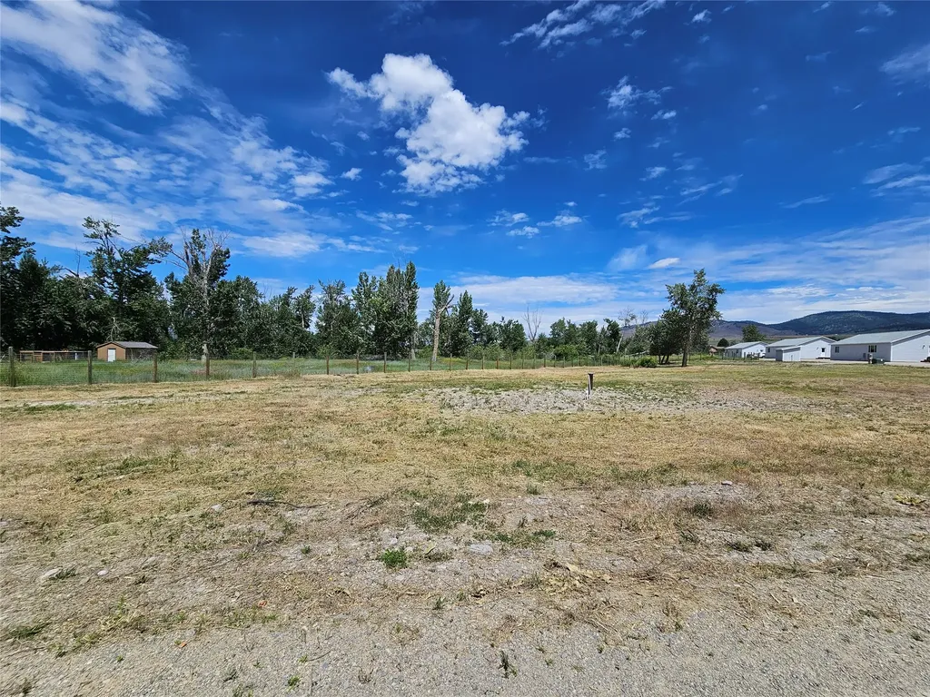 569 Creek Hollow Way Florence MT 59833