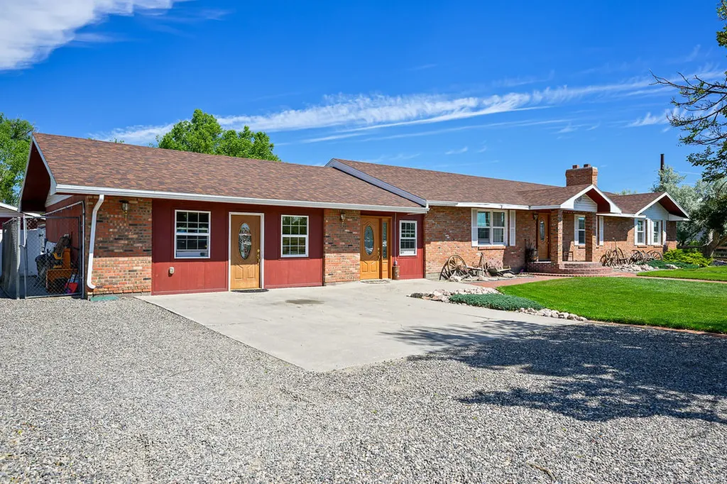 1650 Nahmis Avenue Huntley MT 59037