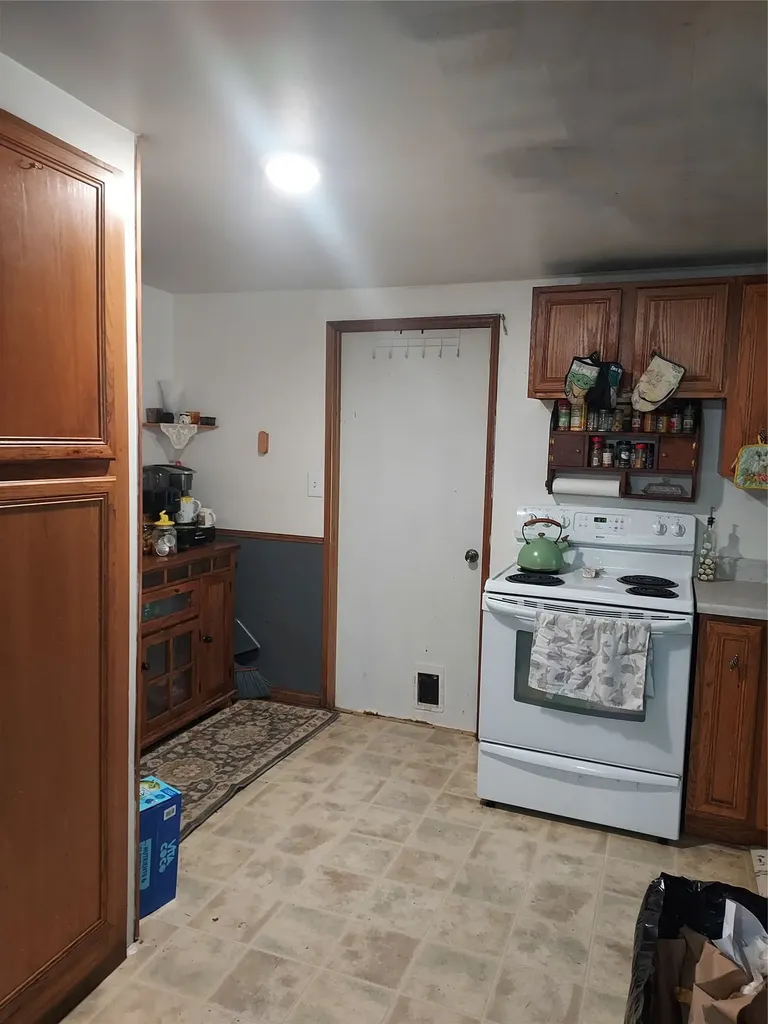 431 Waterfront Road Troy MT 59935
