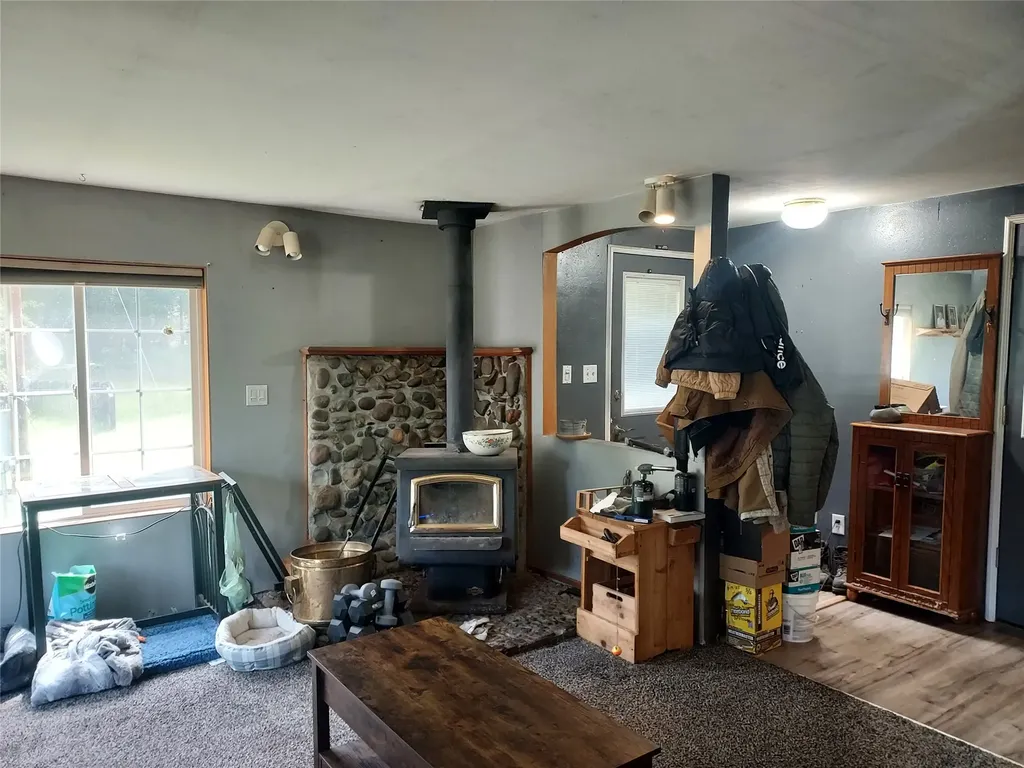 431 Waterfront Road Troy MT 59935
