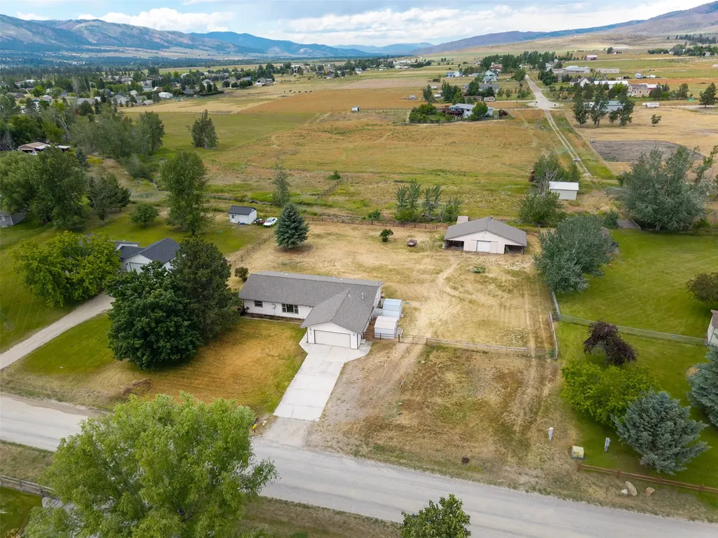310 Explorer Way Florence MT 59833