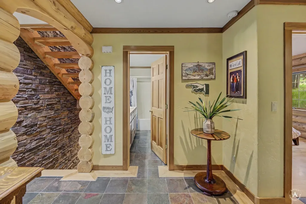 1561 Colorado Gulch Drive Helena MT 59601