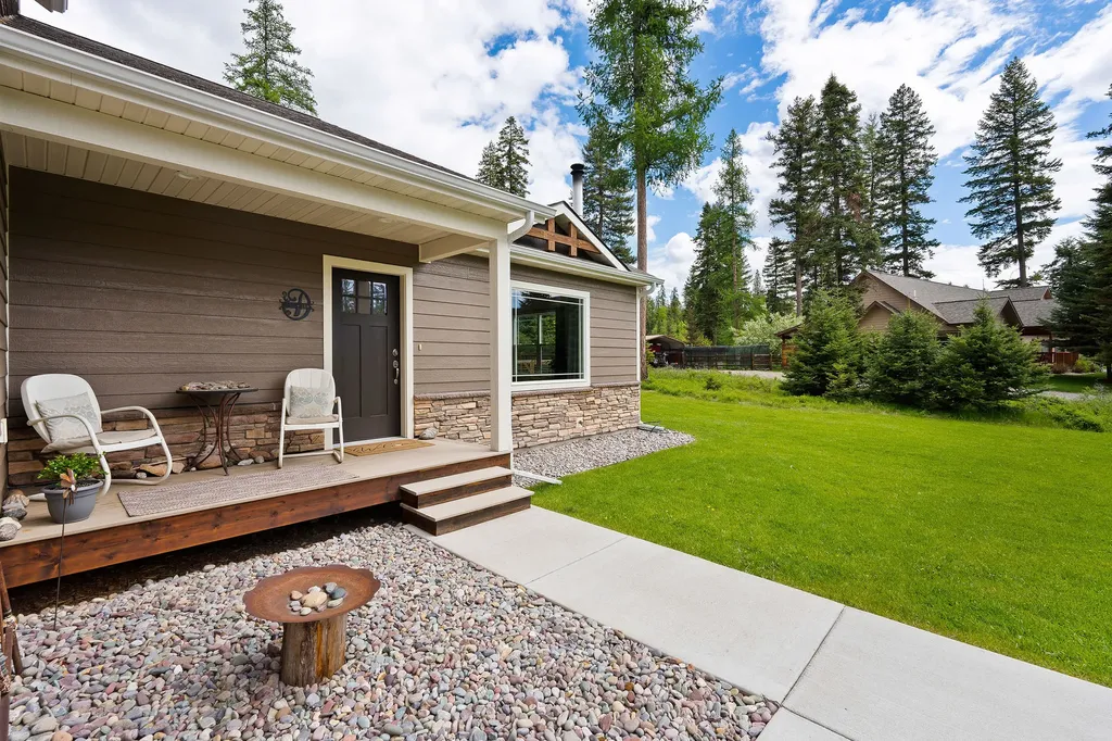 13404 Crescent Moon Drive Bigfork MT 59911