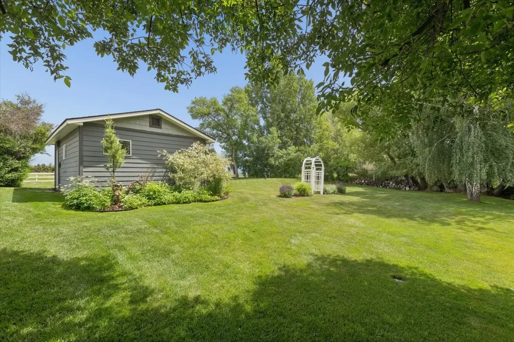 100 Hathaway Lane Kalispell MT 59901