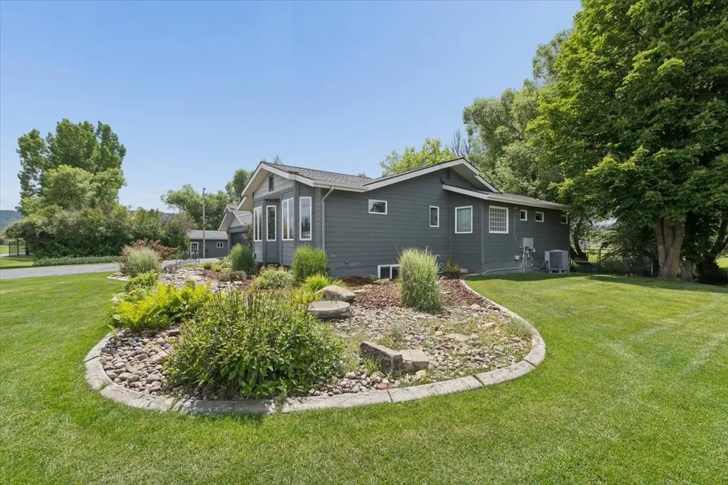 100 Hathaway Lane Kalispell MT 59901