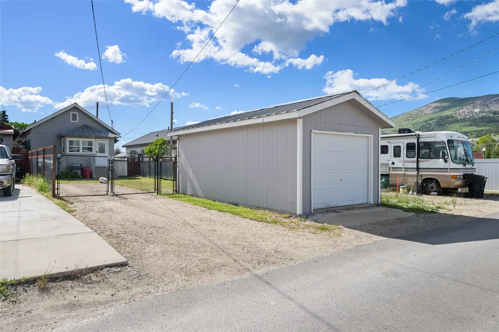 104 N Main Street Anaconda MT 59711