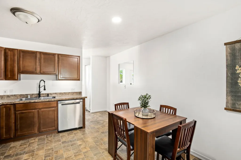 1103 9th Avenue S Great Falls MT 59405