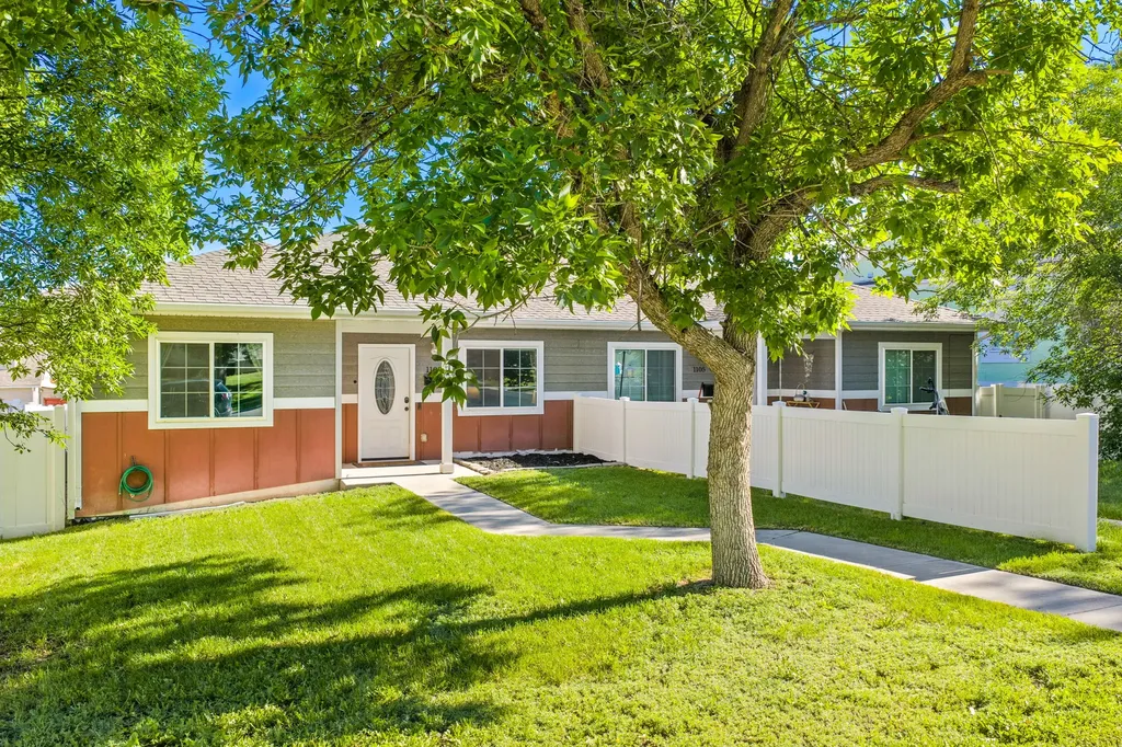 1103 9th Avenue S Great Falls MT 59405