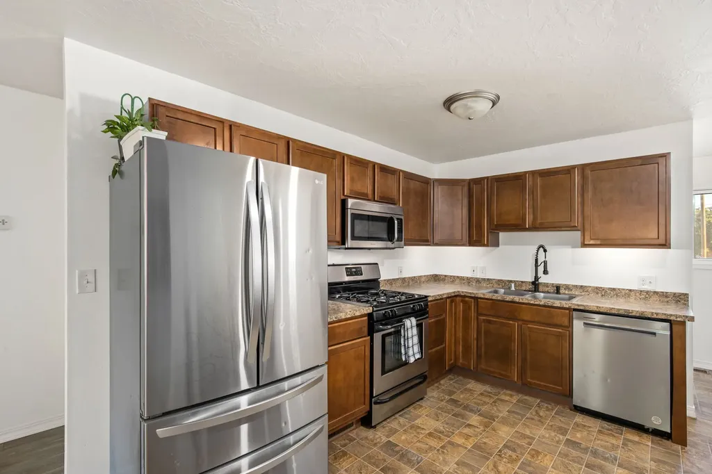 1103 9th Avenue S Great Falls MT 59405