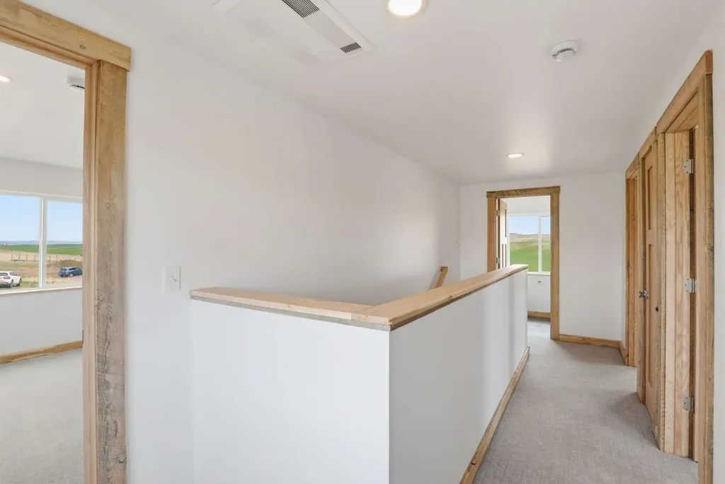 2 Saddle View Circle Three Forks MT 59752