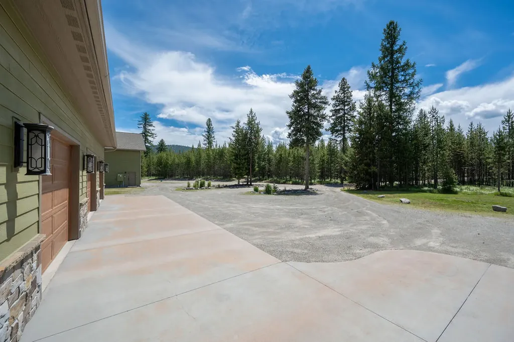 1331 Marion Hubbart Spur Marion MT 59925
