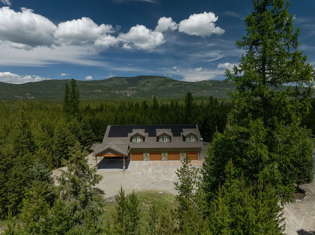 1331 Marion Hubbart Spur Marion MT 59925
