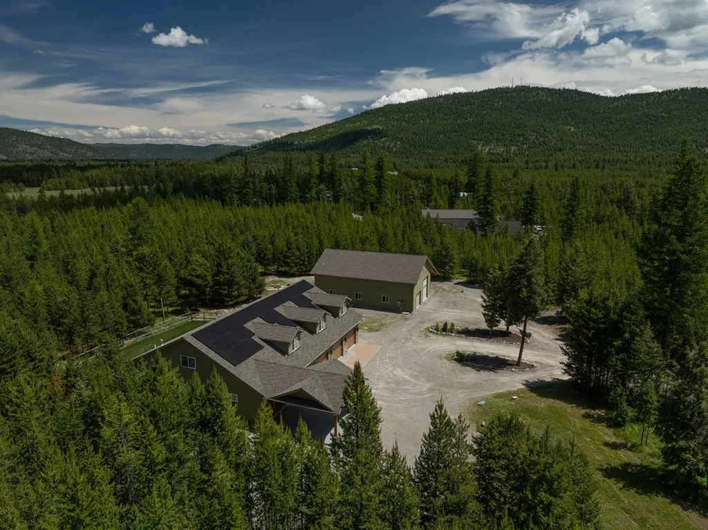1331 Marion Hubbart Spur Marion MT 59925
