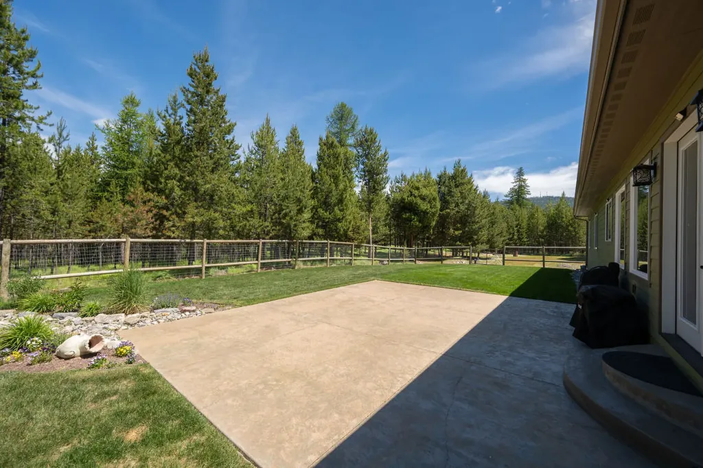 1331 Marion Hubbart Spur Marion MT 59925