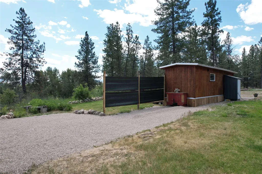 72 Stoney Lane Hamilton MT 59840