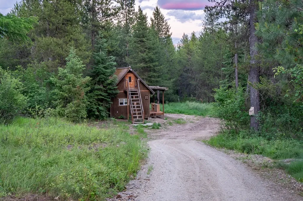2658 Mt Highway 200 Trout Creek MT 59874