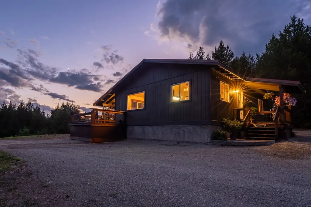 2658 Mt Highway 200 Trout Creek MT 59874