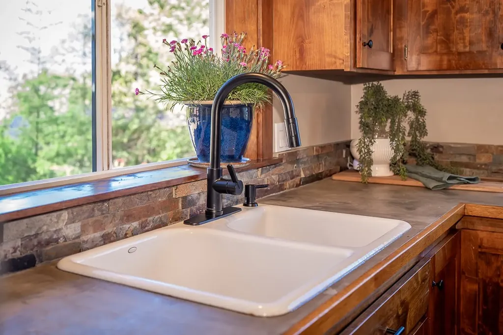 2658 Mt Highway 200 Trout Creek MT 59874