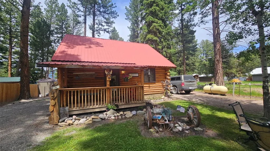 806 N Third Street Lincoln MT 59639