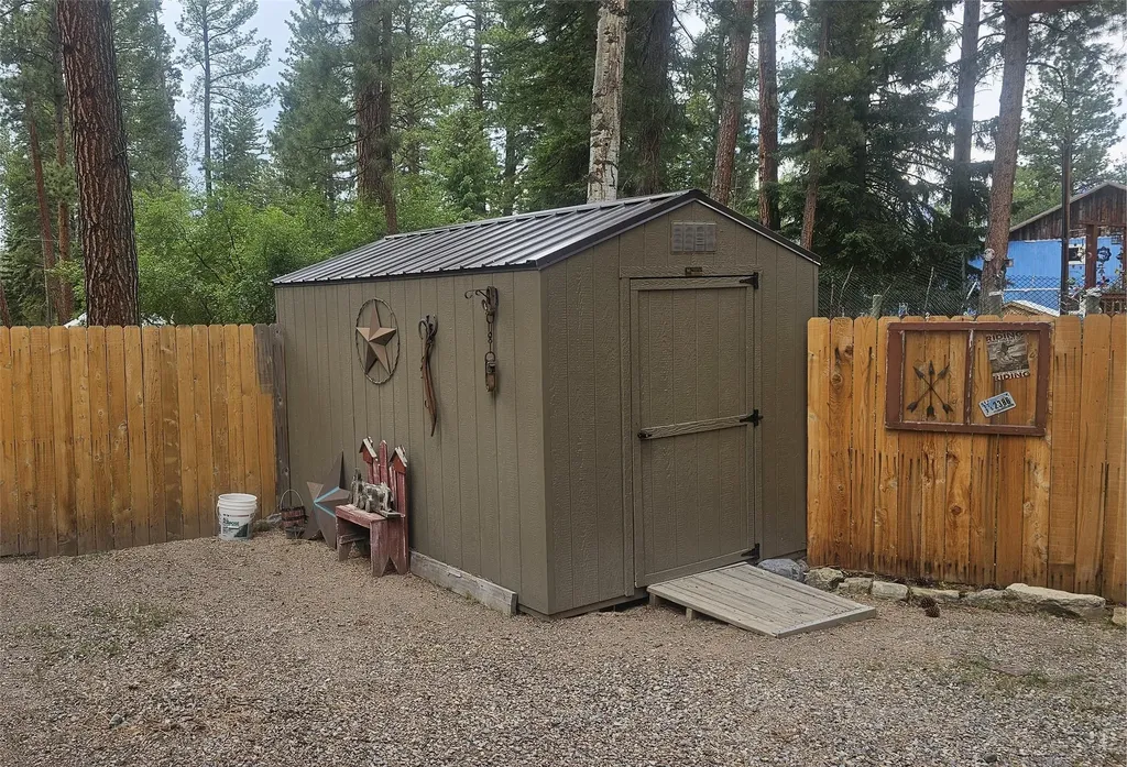 806 N Third Street Lincoln MT 59639