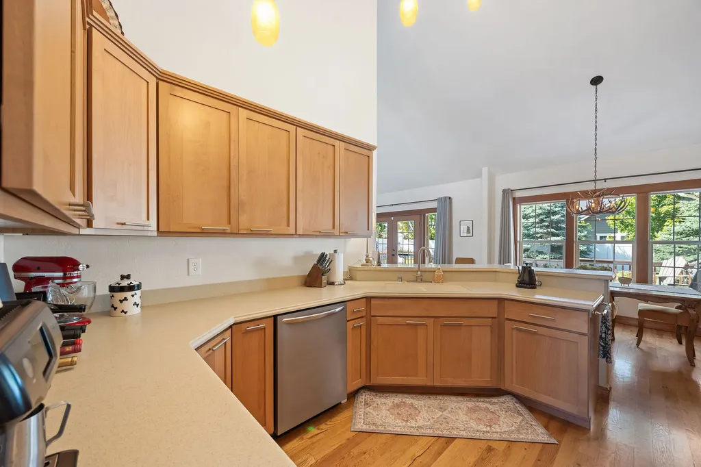27 Gage Terrace Bigfork MT 59911