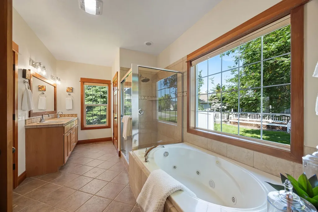 27 Gage Terrace Bigfork MT 59911