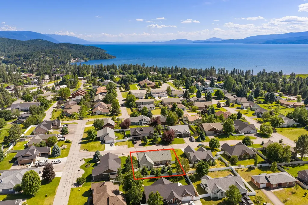 27 Gage Terrace Bigfork MT 59911
