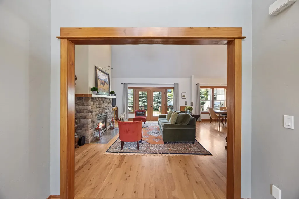 27 Gage Terrace Bigfork MT 59911
