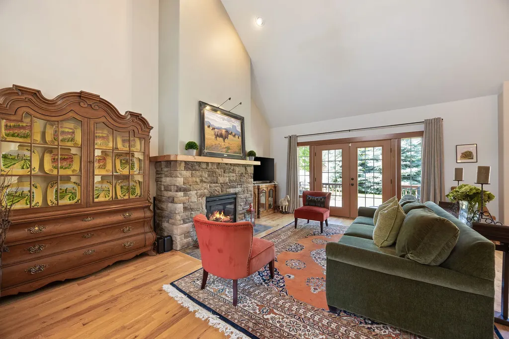 27 Gage Terrace Bigfork MT 59911