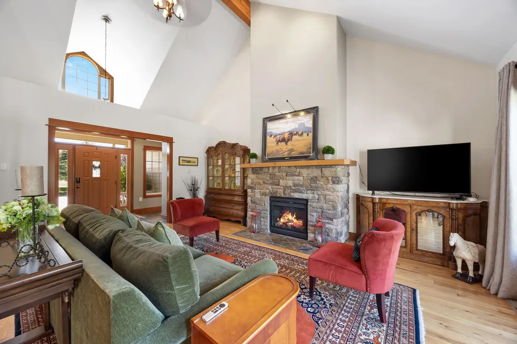 27 Gage Terrace Bigfork MT 59911