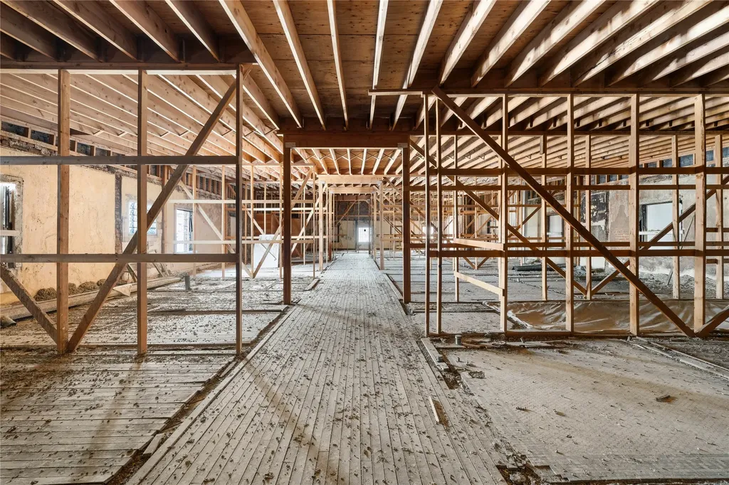 120 W Broadway Street Butte MT 59701