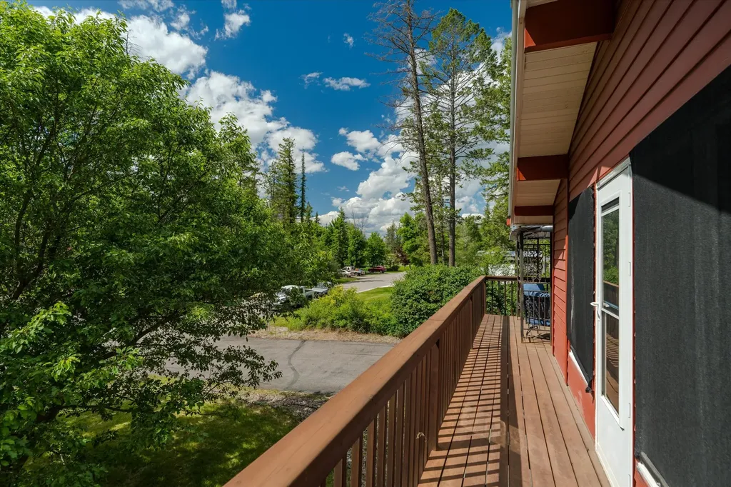 219 Cougar Trail Whitefish MT 59937