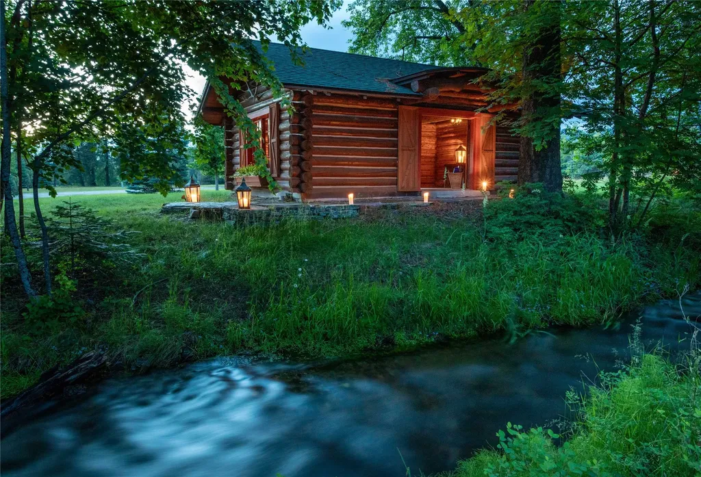 13531 Copper Lane Bigfork MT 59911