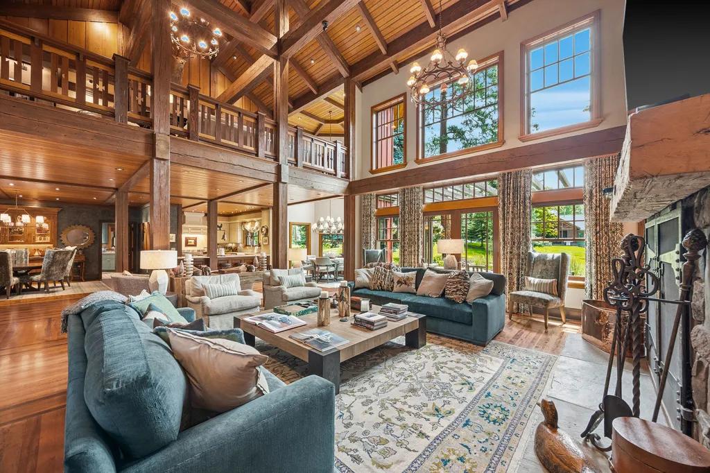 13531 Copper Lane Bigfork MT 59911