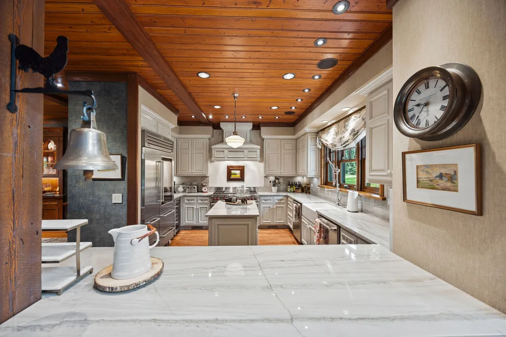 13531 Copper Lane Bigfork MT 59911