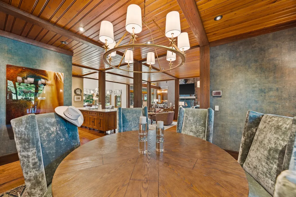 13531 Copper Lane Bigfork MT 59911