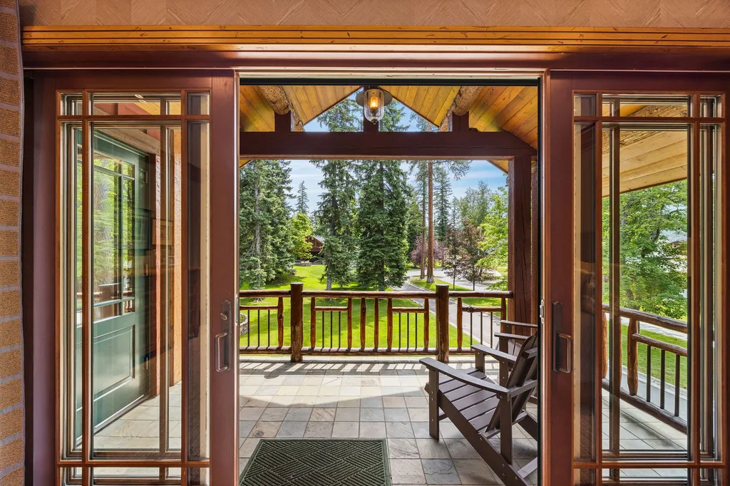 13531 Copper Lane Bigfork MT 59911