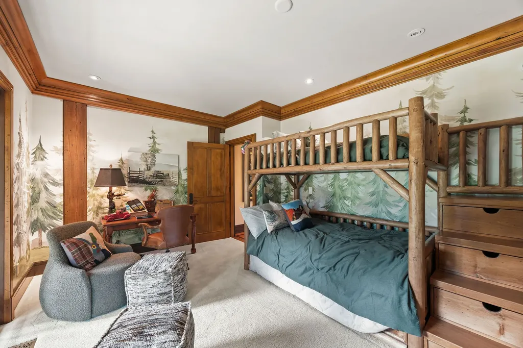 13531 Copper Lane Bigfork MT 59911