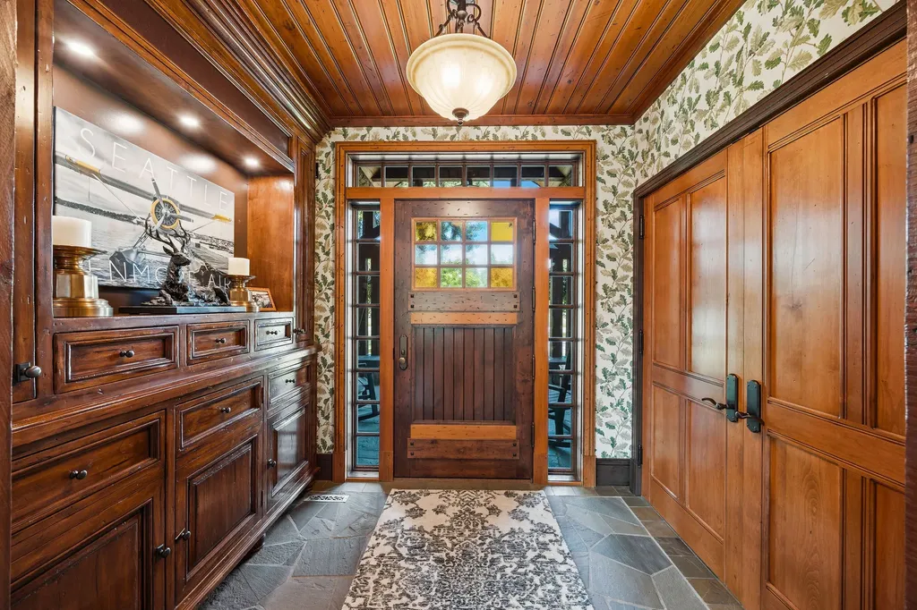 13531 Copper Lane Bigfork MT 59911