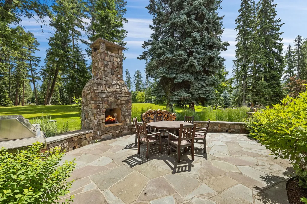 13531 Copper Lane Bigfork MT 59911