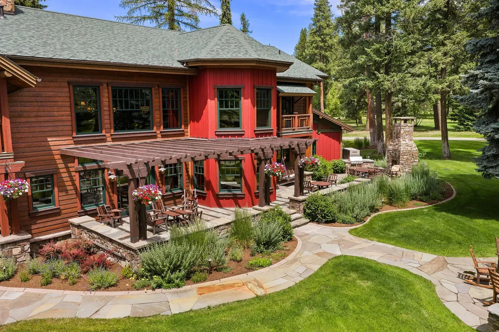 13531 Copper Lane Bigfork MT 59911