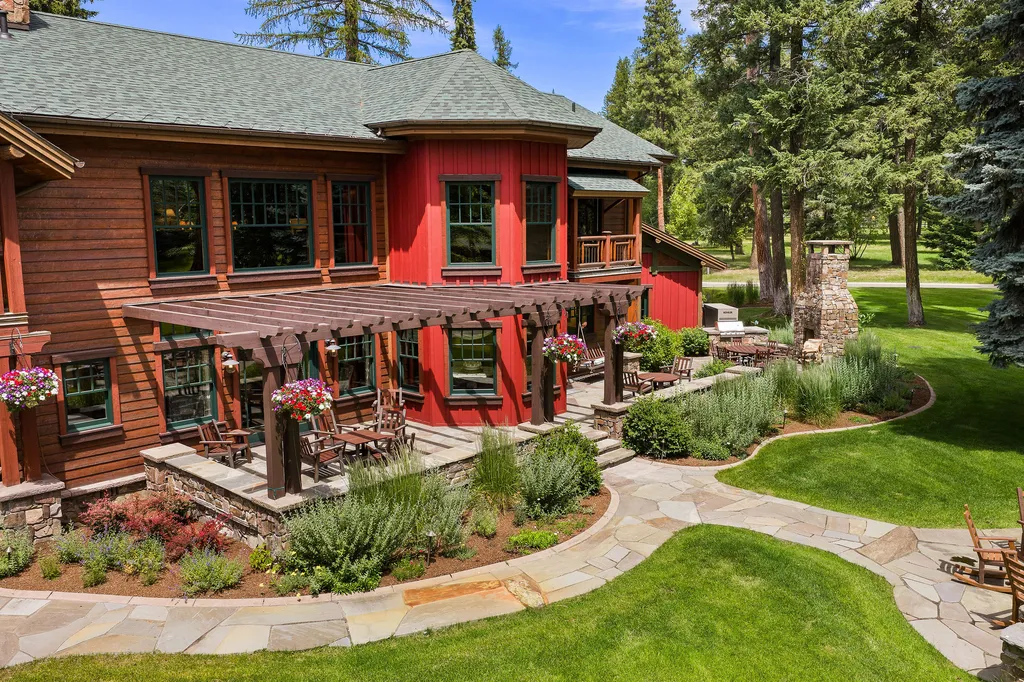 13531 Copper Lane Bigfork MT 59911