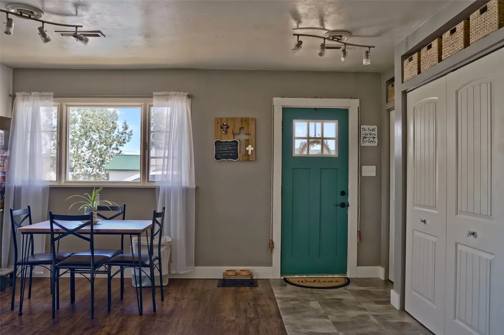 131 1st Avenue S Sunburst MT 59482